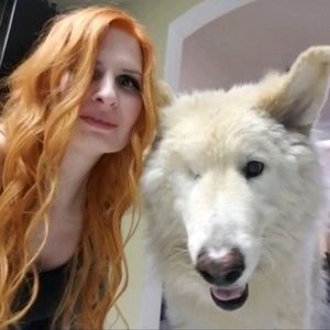 Meet your Posher, Joy